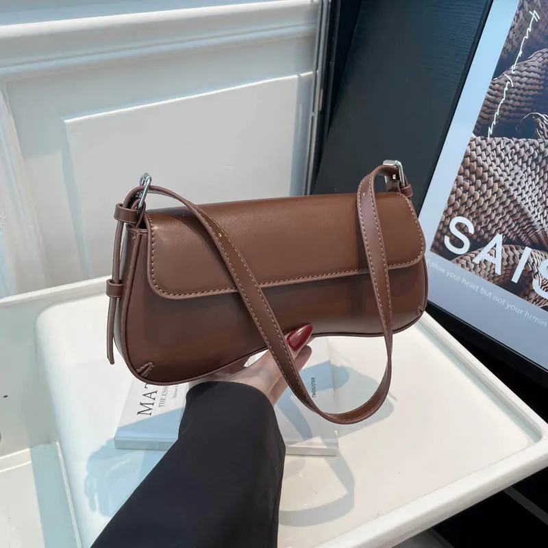 

2025 French Minimalist Flap Bag, Vintage Underarm Shoulder Elegant Top Classic Crossbody Bag for Women Chic Office Commuter Bag