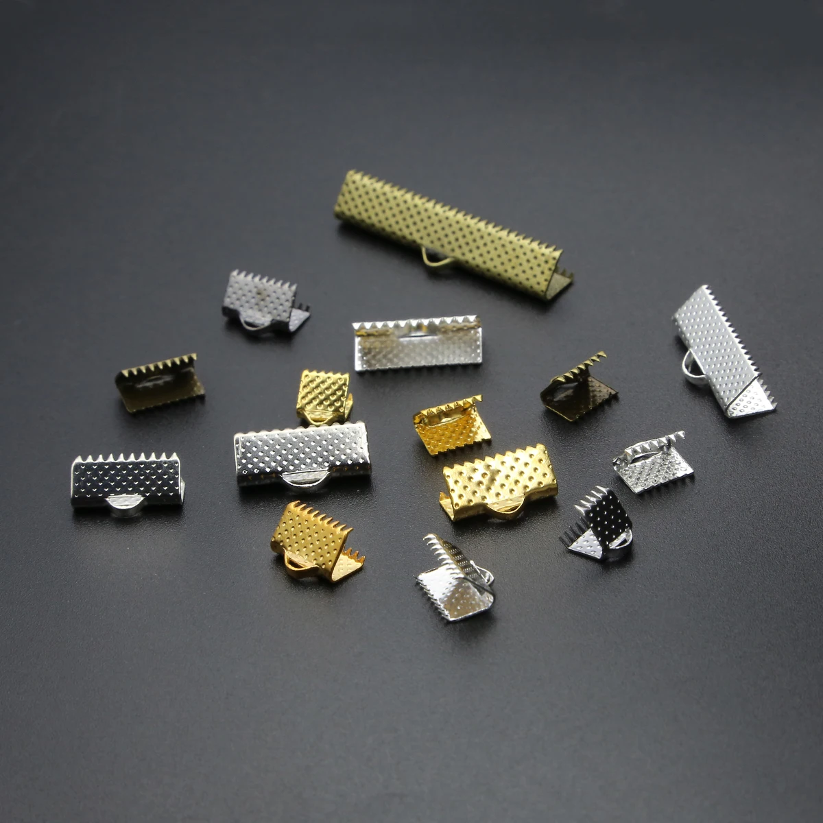 50pcs Iron Crimp Beads Cove Clasps Cord Leather Clip Necklace Bracelet Connectors End Caps For DIY Jewelry Findings Supplies ﻿