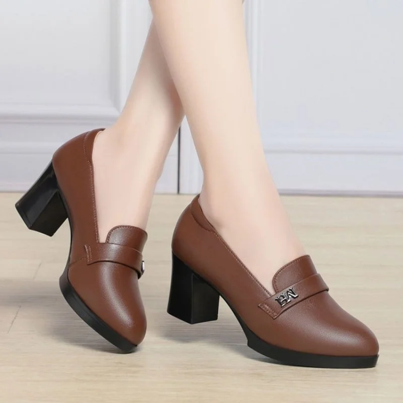 Thumbnail 4 - #30 Highest Rated Block Heels to Buy in 2026