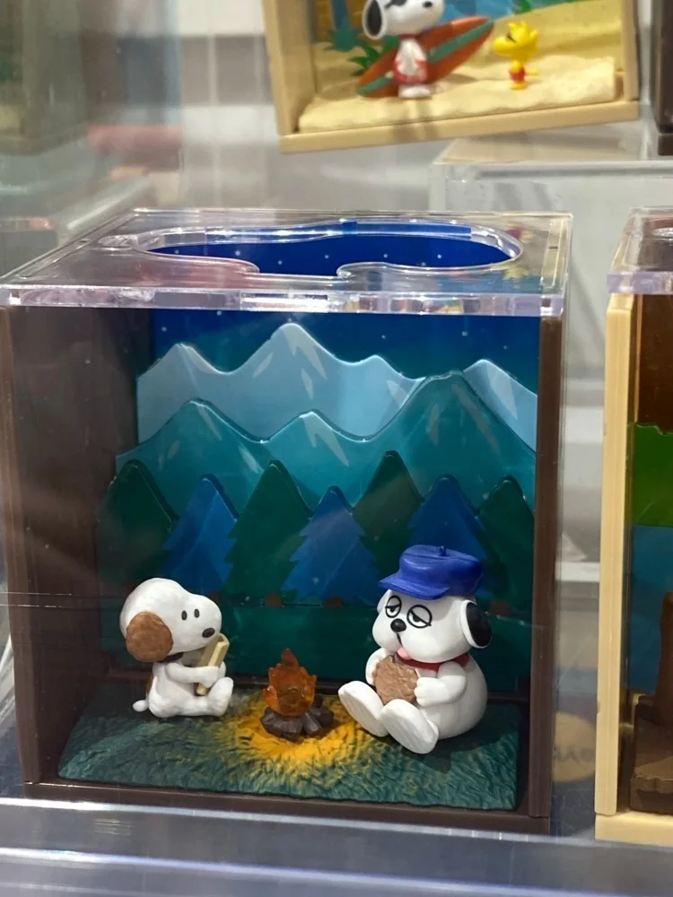 Genuine Re-Ment Candy Toys Spot Snoopy Scenery Box Scene Snoopy Astronaut Figure Ornament Trendy Play Blind Box Customized Gift
