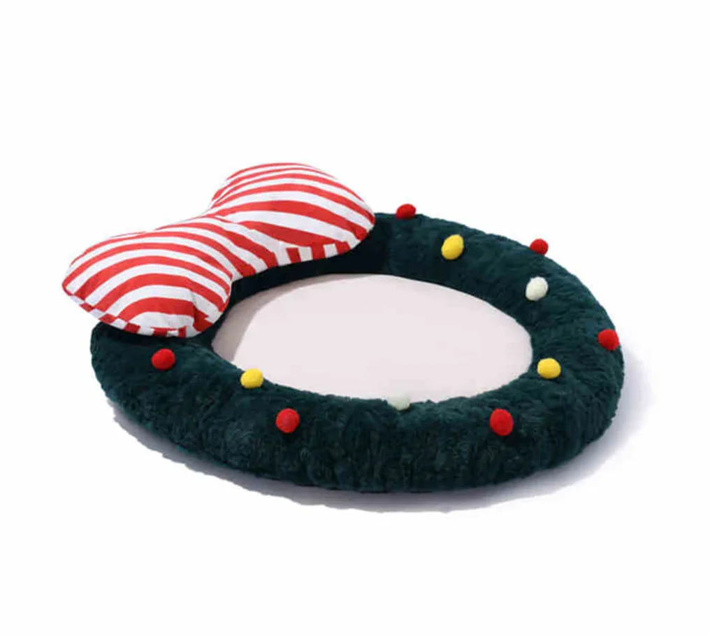 

Christmas New Year Fluffy Indoor Cozy Pet Bed Flannel Non-slip Pet Bed for Dogs and Cats