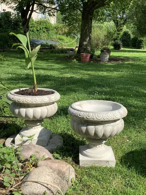 Hot Sale ABS Plastic Concrete Planter Flowerpot Mold For Garden Park Villa Decoration