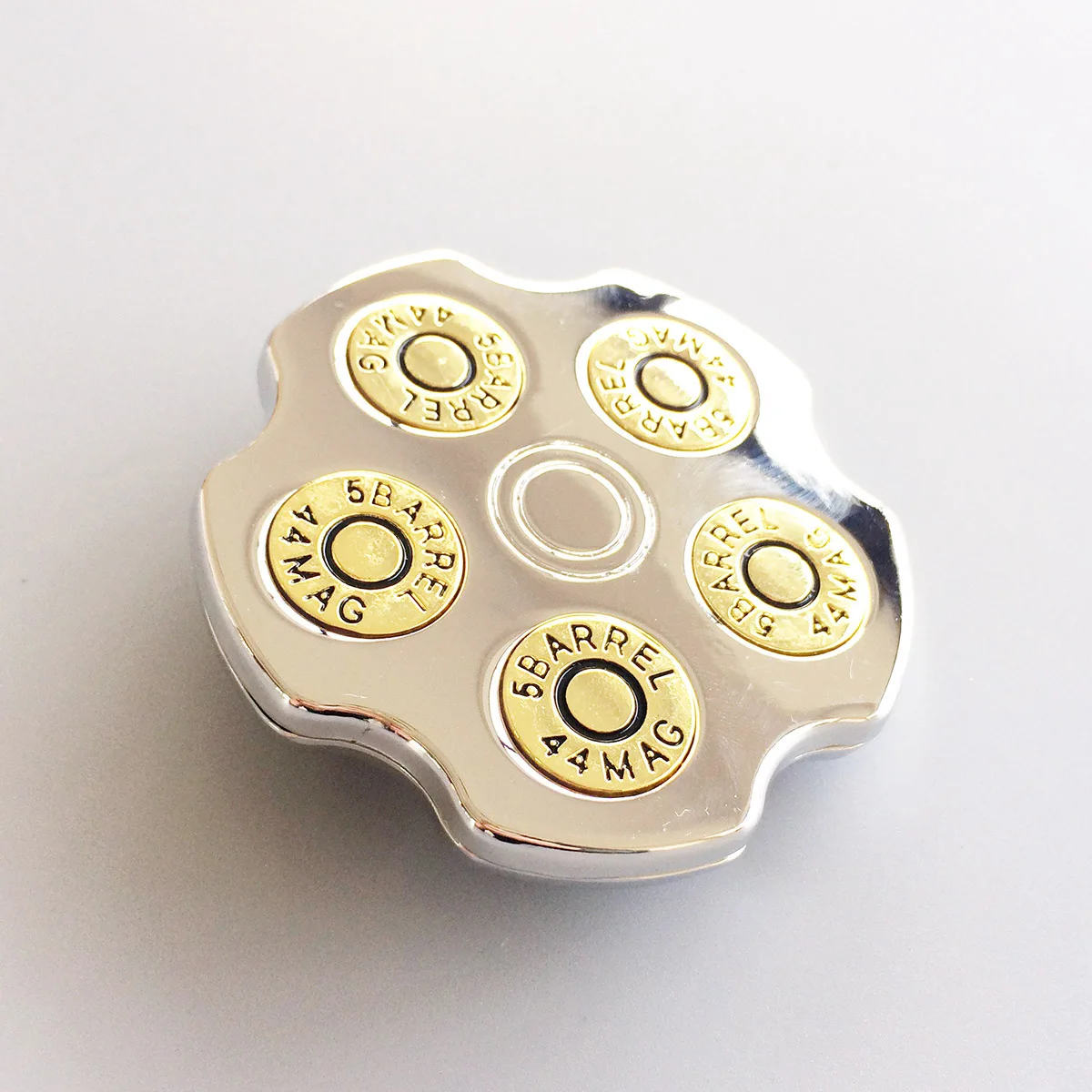 Nuova fibbia per cintura smaltata Spinner rotante con proiettile per pistola disponibile anche negli stati uniti BUCKLE-GU043 spedizione gratuita