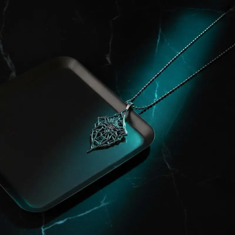 Gothic Rhombus Hollow Spider Web Pendant Necklace Vintage Punk Jewelry for Halloween Cosplay Party Daily Wear