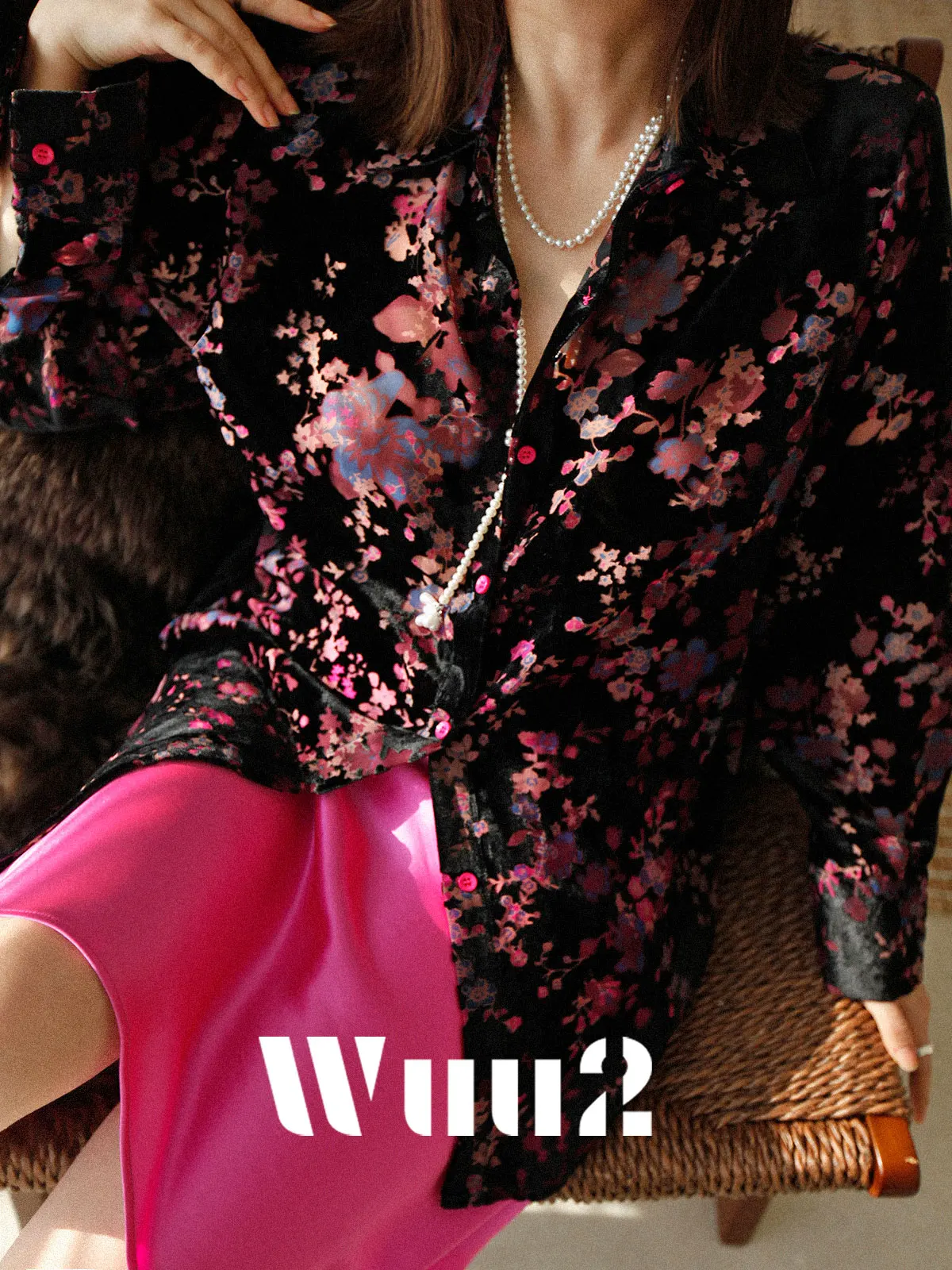 

Женская блузка Wuu2 Drunken Cherry Blossom Spring Hymn Velvet с уникальным дизайном, свободного кроя, с красивыми 3D-цветами, модная, в стиле ретро