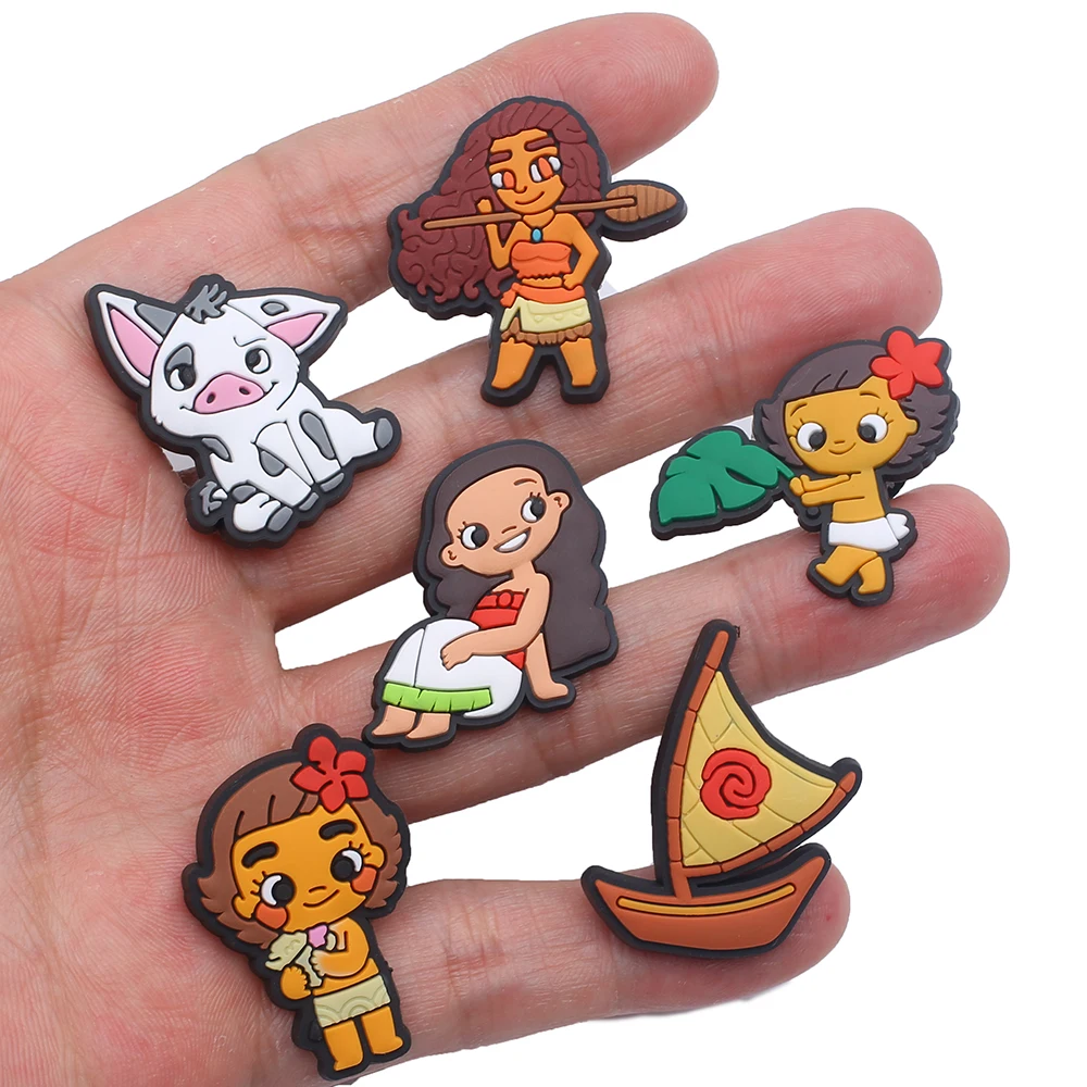 Single sale 1pcs Disney Moana series PVC shoe Charms Kids Accessories Fit Clogs PVC Shoe Decorations Buckle Gifts