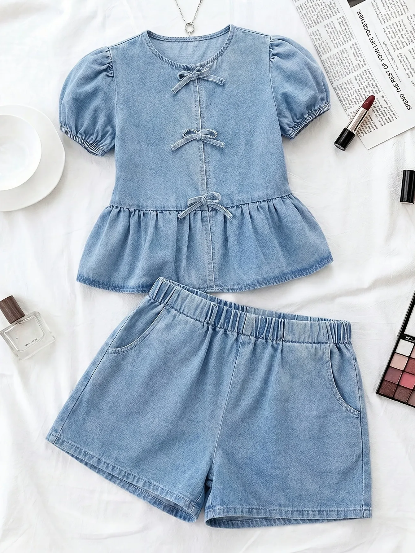 Trendy Girls 2Pcs Light Denim Co-Ord Suit, Three Front Bow Bubble Sleeve Ruffle Hem Blouse, Loose Pocket Elastic Short Pants for