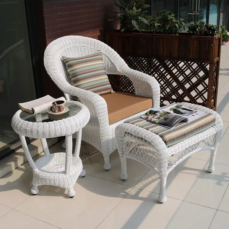 Three-piece indoor leisure reading reading book rattan coffee table, white rattan chair