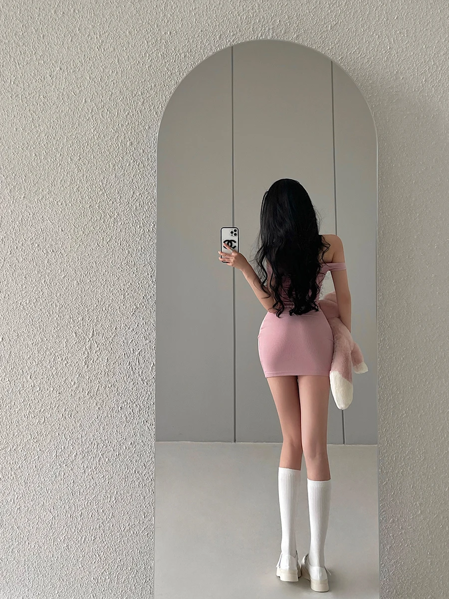 

Короткая юбка для молодых девушек, облегающая, эластичная, однотонная, с бретельками через плечо, из хлопка, размер S.