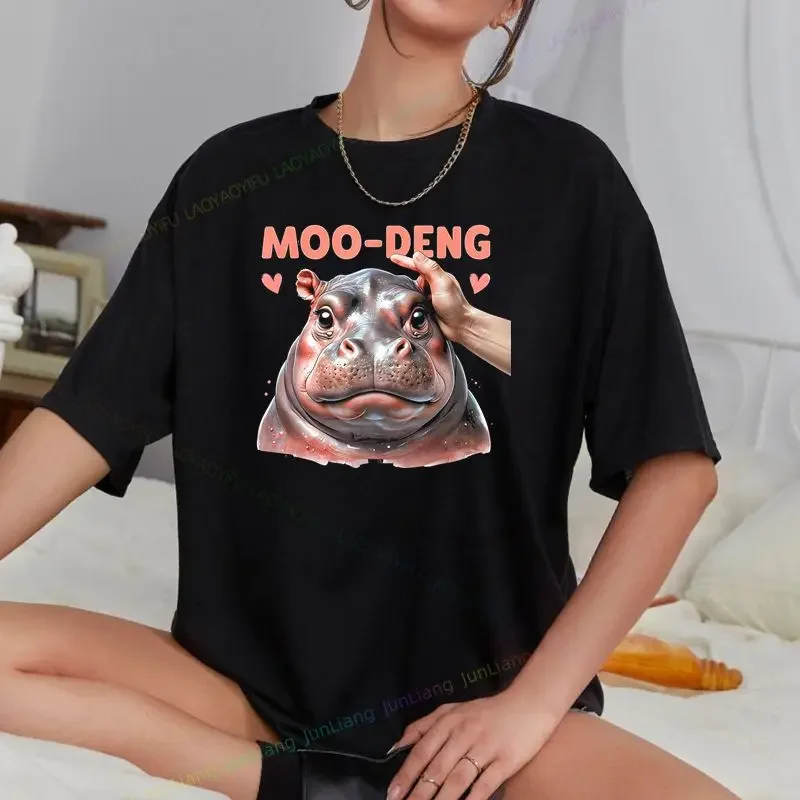 Moo Deng-T-shirt à manches courtes et col ras du cou pour homme, haut gonflable 5.0 Baby Hippo tiens ao Kheow Open Zoo, chemise imprimée drôle, Thaïlande