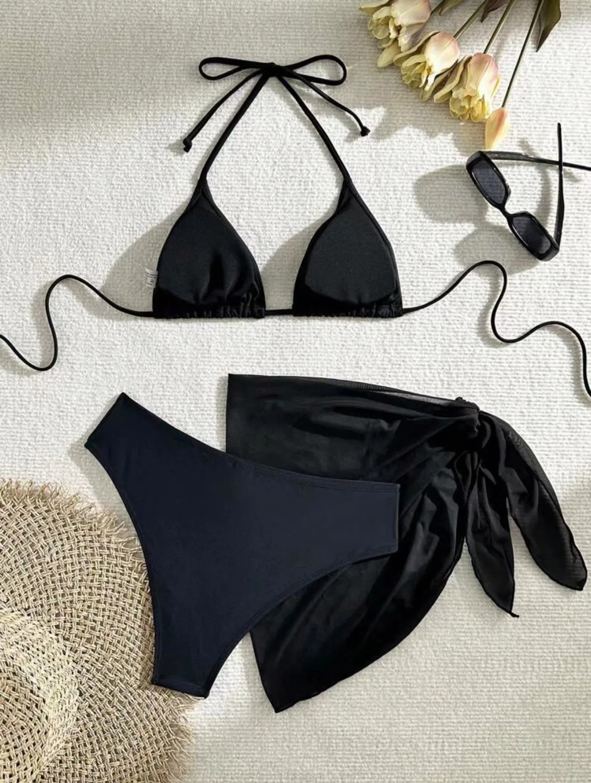 Sexy einfarbige Bikini-Sets mit Neckholder in Schwarz und Weiß, 2-farbig, 3-teilig, mit Überrock, Badeanzug, Badeanzug, Strand-Outfits, Biquini