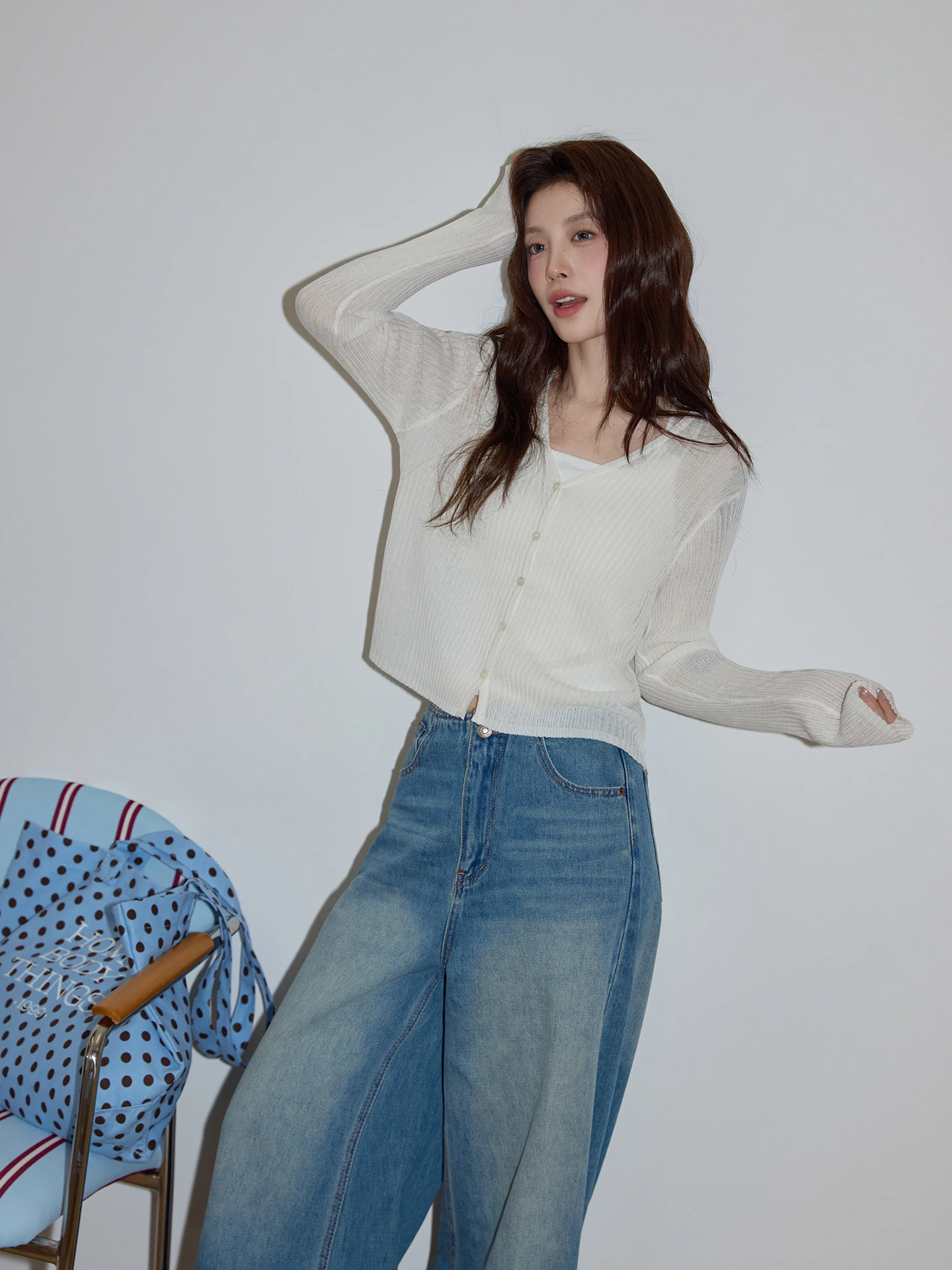 

Chaocha Home White V-Neck Thin Knitted Open Cardigan Women's Early Spring Lazy High-Quality Short Sleeve Long Shirt