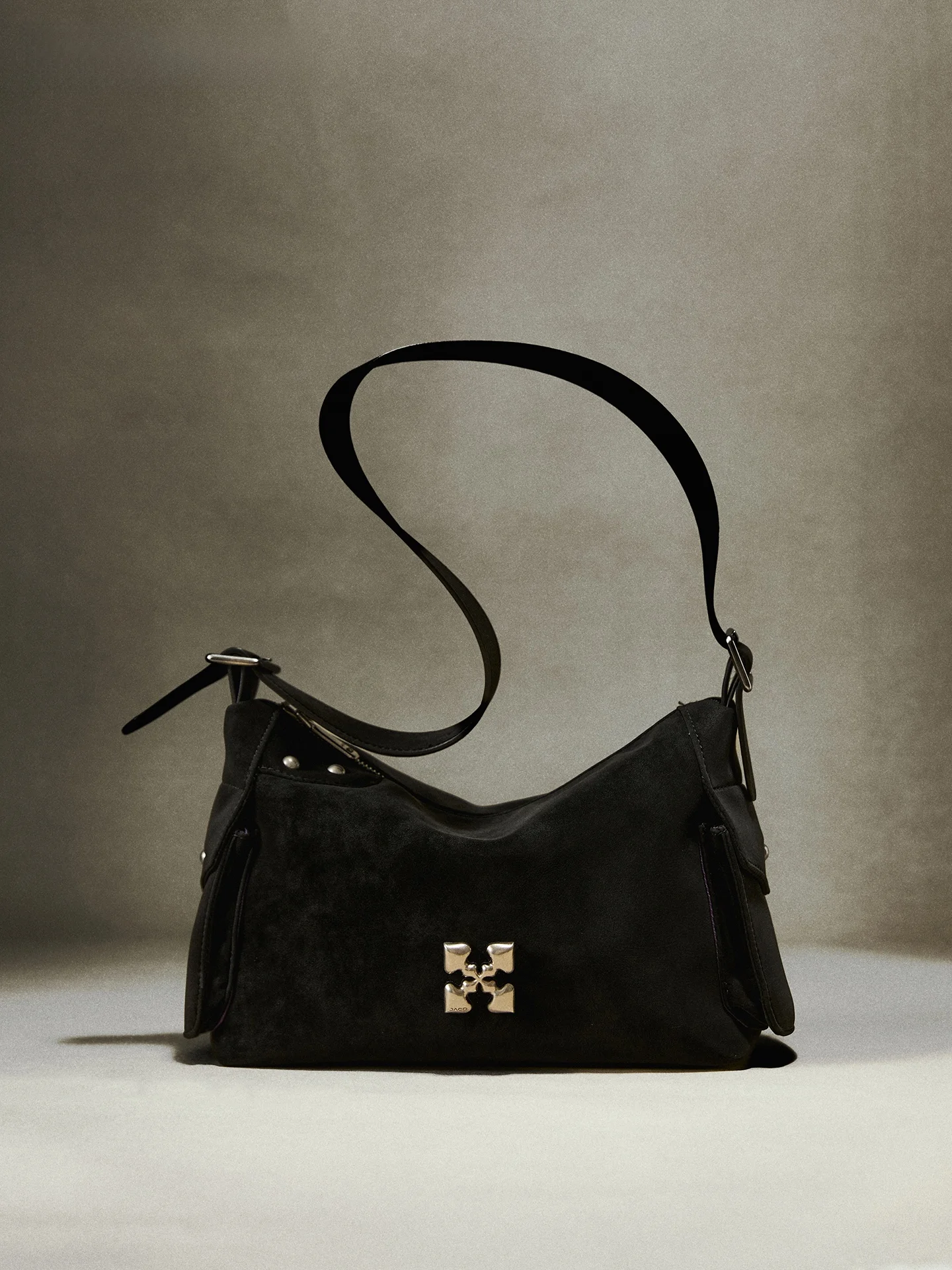 

JACD Black Underarm Pillow Bag Women's Large Capacity Motorcycle Style Single Shoulder Crossbody Bag 2026 New Summer Collection