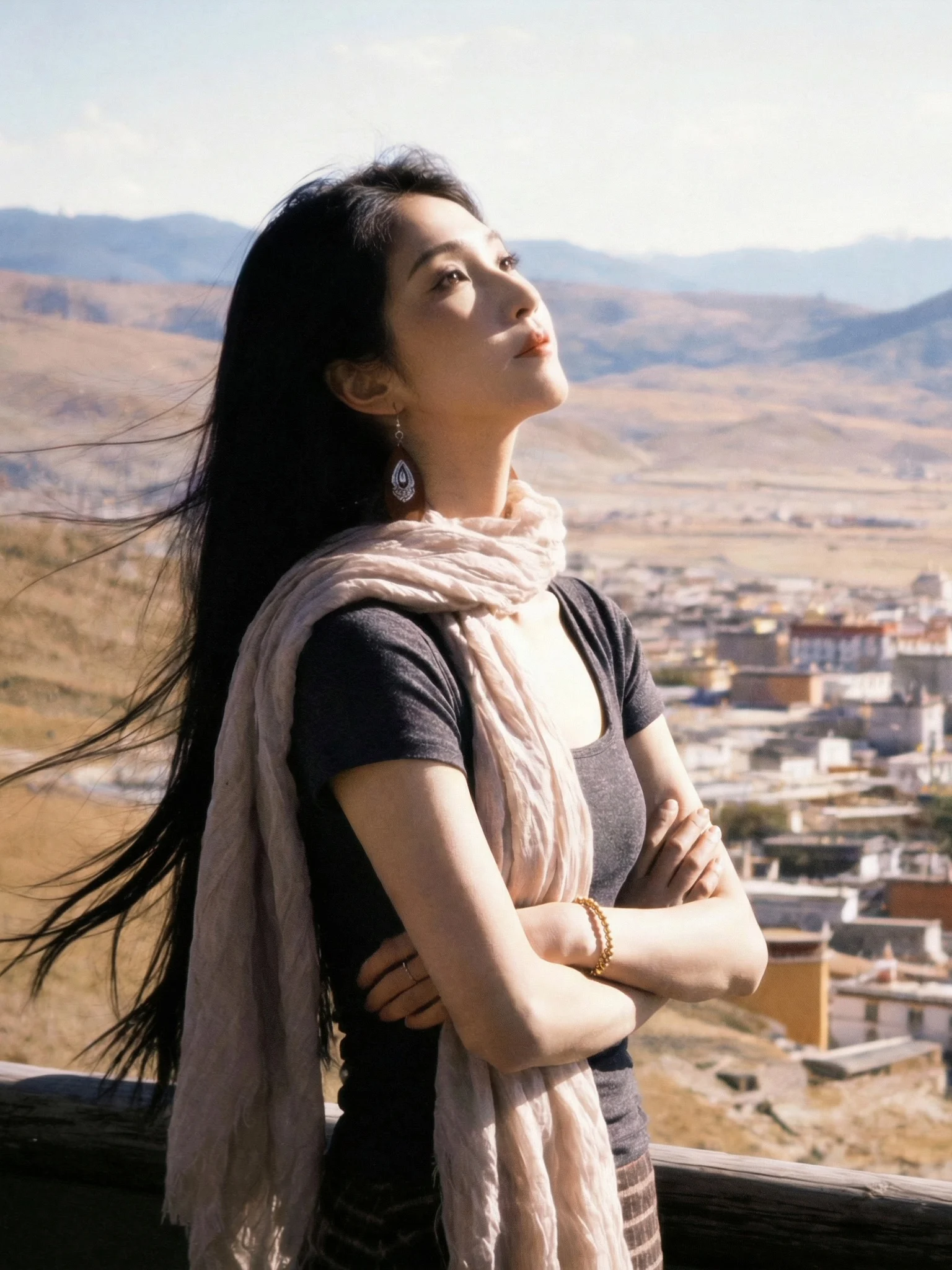 夏旅行写真撮影ヴィンテージ芸術的なコットンリネンシルクスカーフ女性薄いエスニックプリーツネックウォーマースカーフファッショナブルなアクセサリー