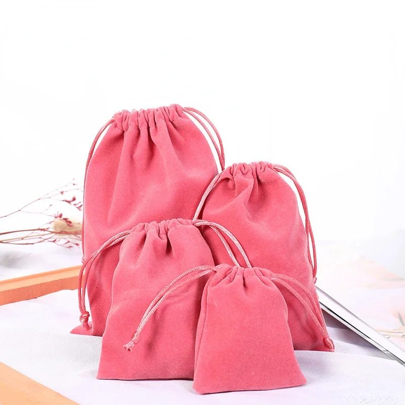 Lot de 50 sacs cadeaux en velours avec cordon de serrage, sacs à bijoux, sacs à bonbons pour Noël et mariage, sacs de rangement de voyage réutilisables