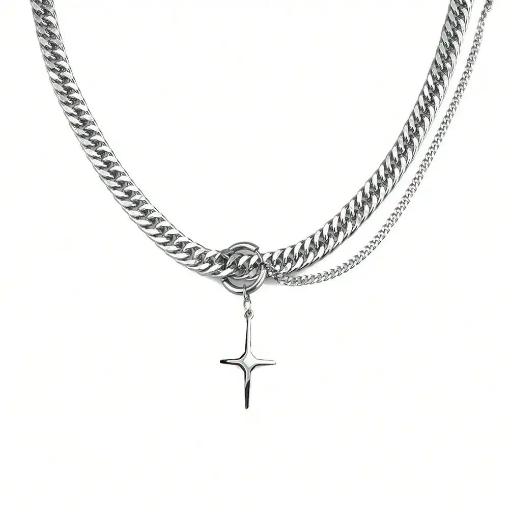 

Многослойное серебряное колье с подвеской в виде звезды и регулируемой застежкой