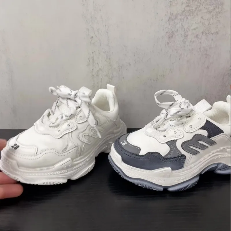 

2025 Autumn New Boys' Fashion Casual Shoes Girls' Board Shoes Baby Soft soled Anti slip Sports Shoes Brown Grey Size 22-33