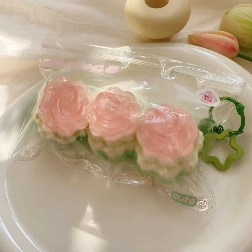 

Stars Simulation Watermelon Squeeze Non Stick Cat Super Elastic Fruit Elastic Super Soft Slow Rebound Fruit Office Workers