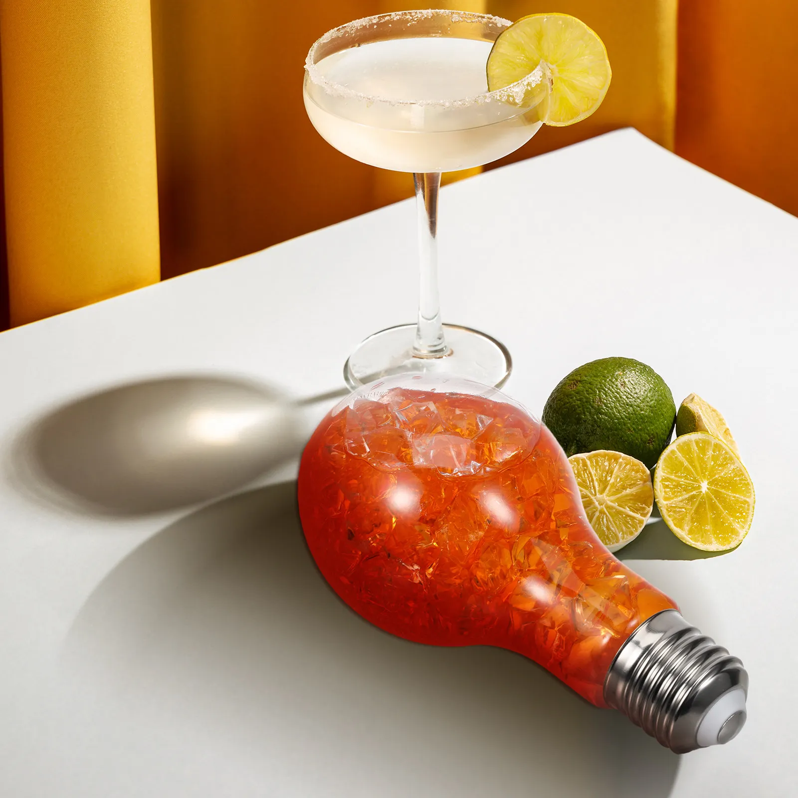 Light Bulb Bottle 500Ml Clear Glass Flat Base Leak-Proof Cap Reusable Straw Drinks Glasses Beer Cocktails Vase