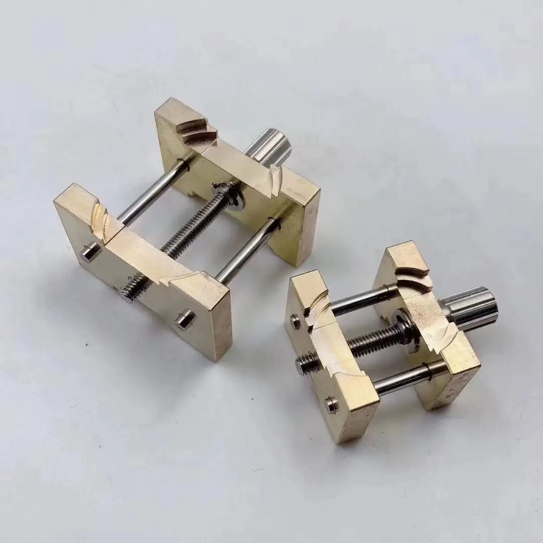 

Инструменты для ремонта часов, различные типы держателей для механизмов из меди/стали, вращающиеся и фиксируемые для зажимных механизмов.