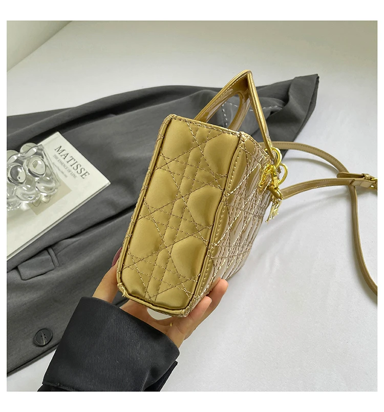 2025 Новая высококачественная роскошная брендовая женская кожаная сумка на плечо известного дизайнера Парижская повседневная элегантная ​