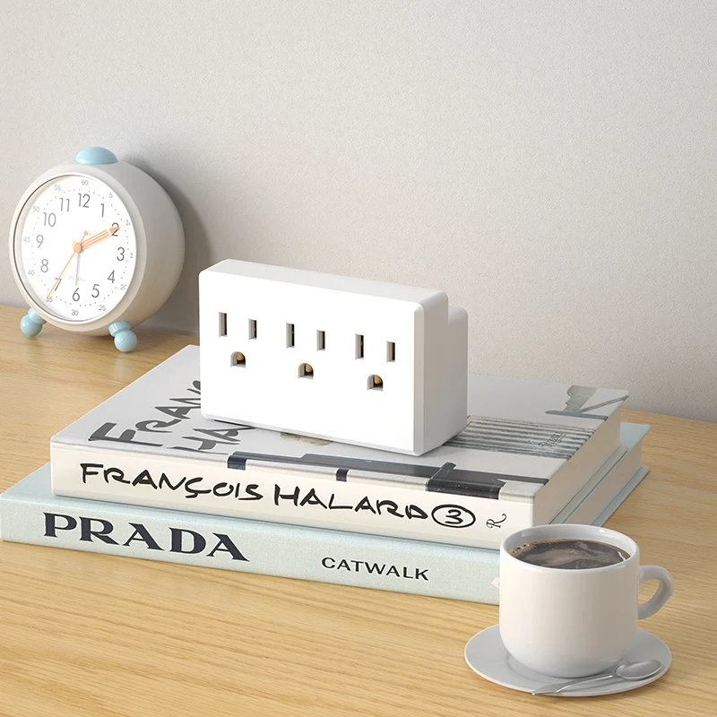 Mini power socket, compact and powerful power socket, including 3 power outputs, 2 USB-A and 1 USB-C, available in black and whi