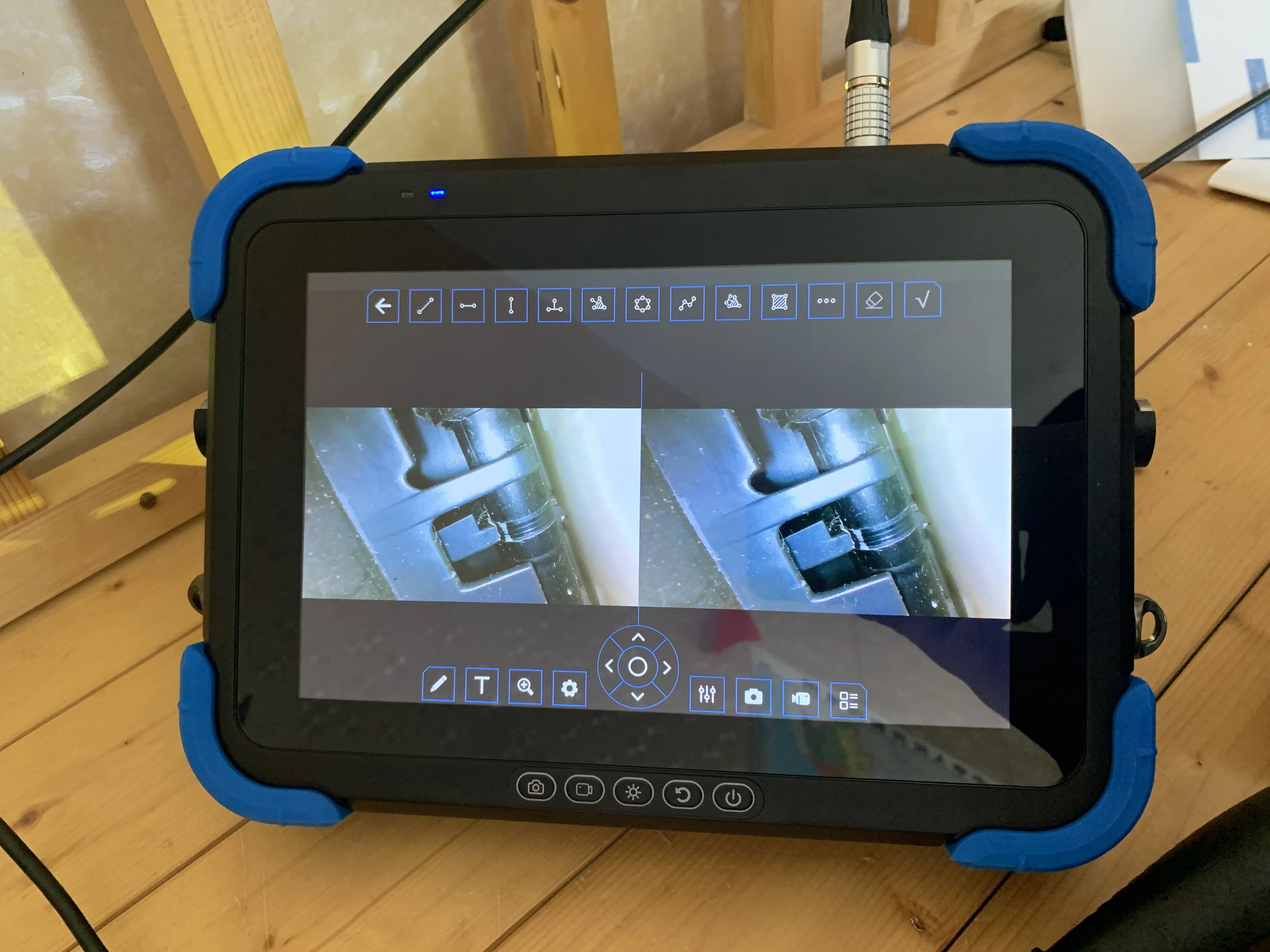 Flexible Industrial Videoscope With 3D Measurement Accuracy 0.1Mm One Million Pixels 10.1Inch Display NDT Inspection