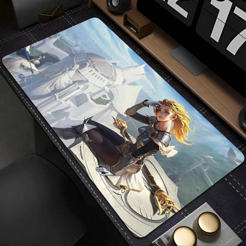 

Mousepad Anime HD Mouse Pad Gaming Accessories Office Keyboard Pad Large L-league Of Legends Lux Desk Mat PC Rubber Extended Pad