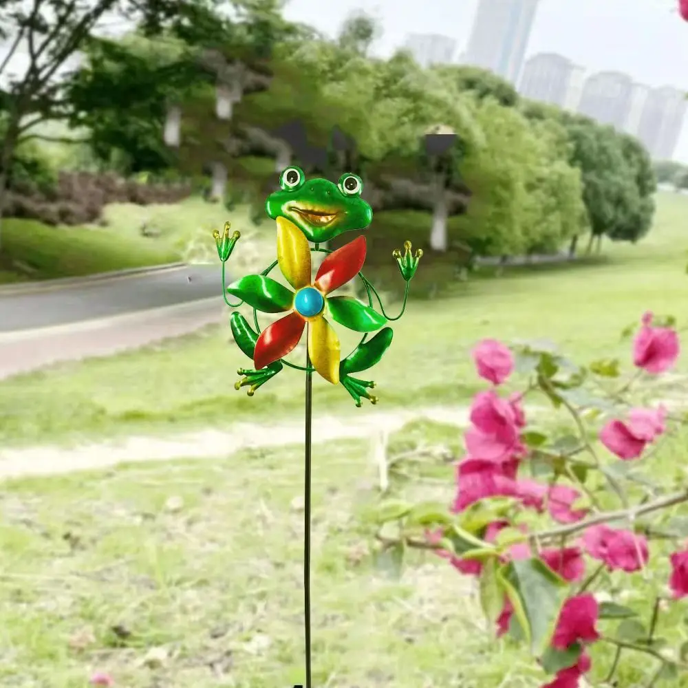 

Rotating Frog Shape Wind Spinner Removable Iron Metal Windmill Sculpture Durable Creative Gardening Plug Pinwheel Courtyard