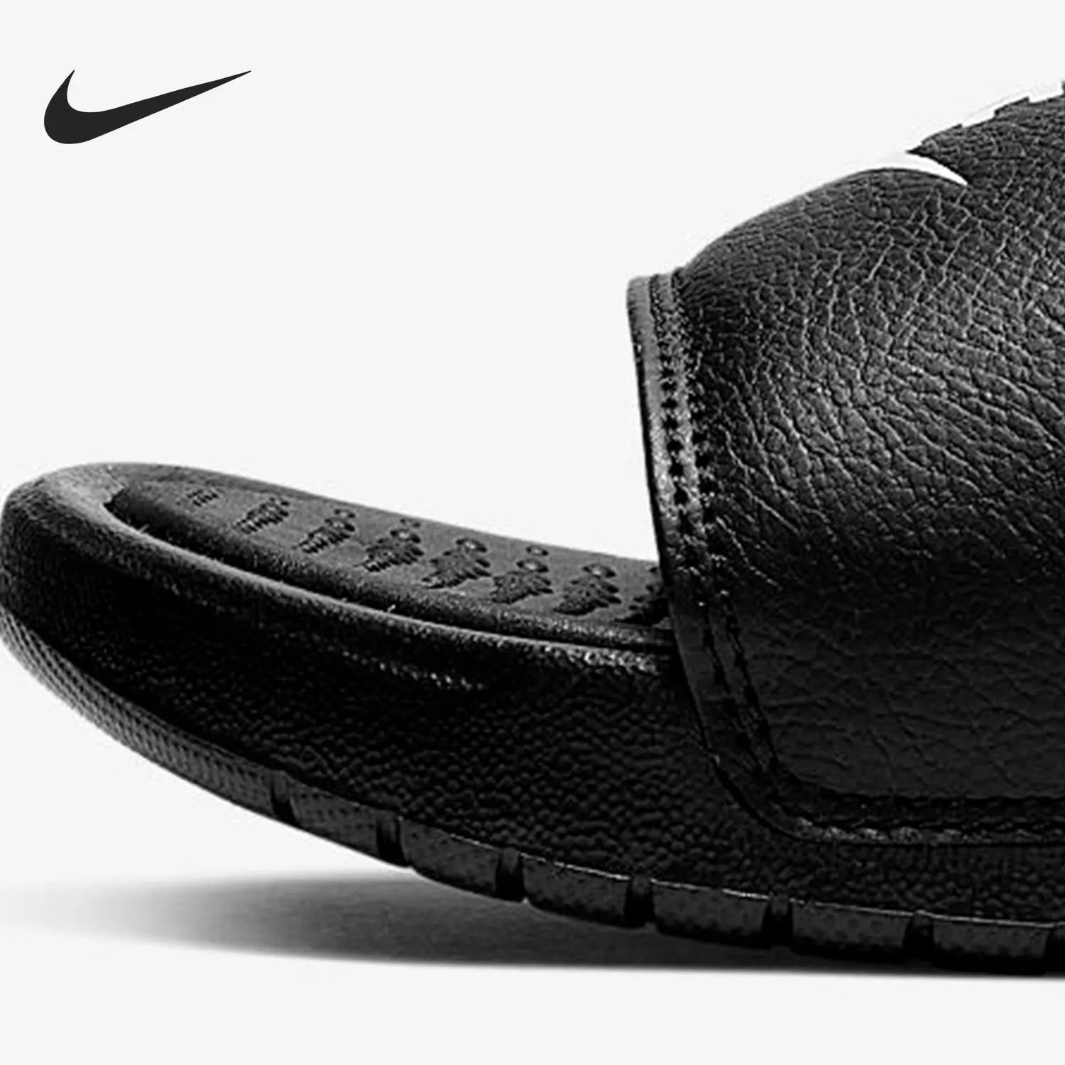 Nike Benassi Duo Women's Lightweight Comfortable Slide Sandals 819717-010