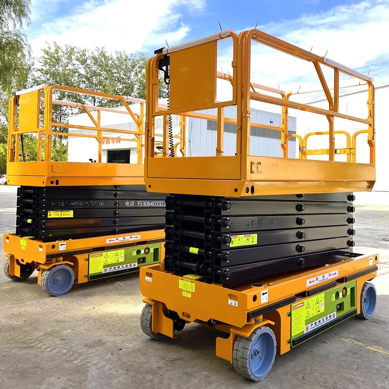 YG Customized Self-Propelled Track Lift Mobile Hydraulic Electric Scaffold Work Crawler Lifting Platform With Engine Motor