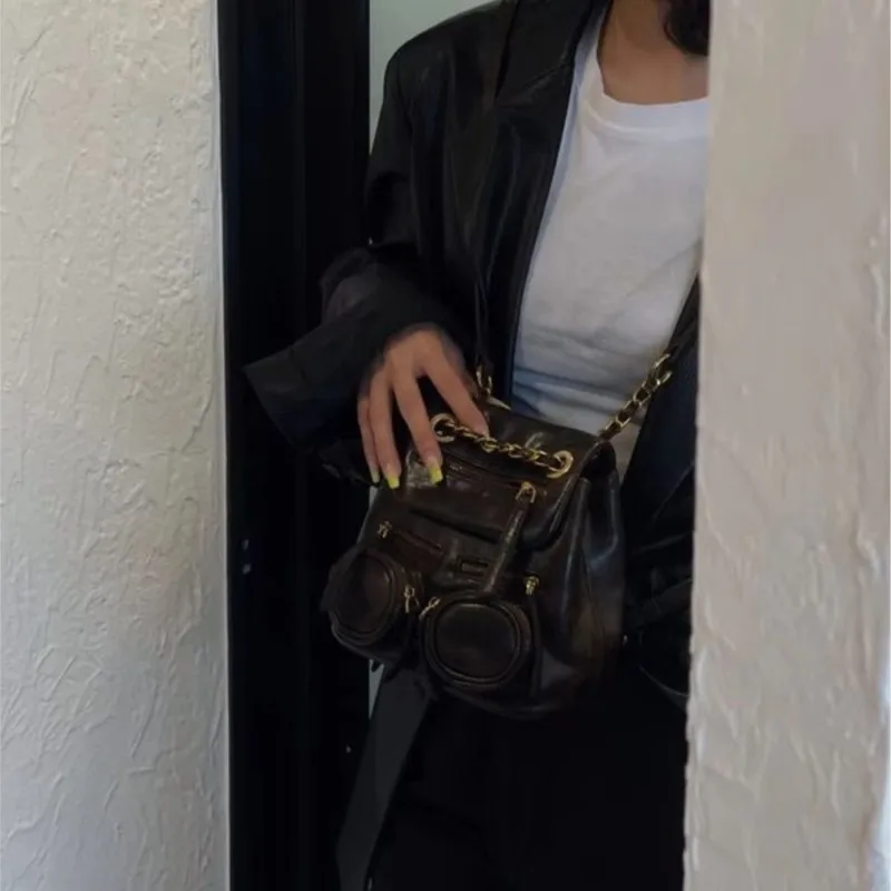 حقيبة ظهر ريترو بسلسلة متعددة الجيوب حقيبة ظهر صغيرة من الجلد حقيبة ظهر صغيرة عصرية راقية متعددة الاستخدامات فاخرة Mochilas Mujer Chic 2025 #5