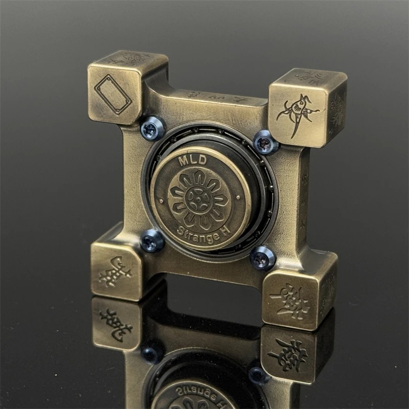 Creative Brass Hand Spinner Retro Mahjong Pattern & Poker Skull Pattern Fidget Spinner Stress Relief Fidget Toys ADHD Tools