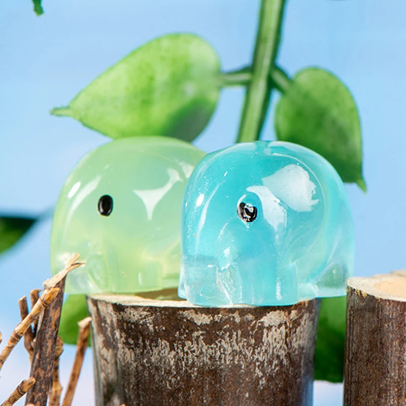 Mini Elephant Doll Glow In The Dark Ornament Durable Resin Elephant Accessories DIY Garden Succulent Gardening Craft Landscape