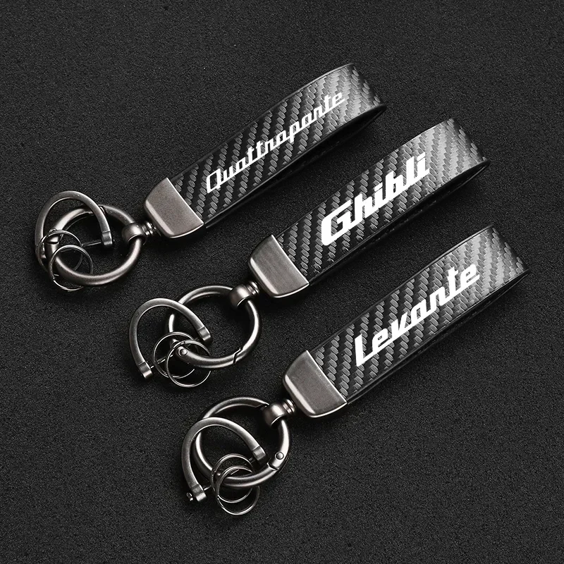 High-Grade Leather Carbon Fible Car KeyChain Rotating Horseshoe Key Rings For Maserati Ghibli Granturismo Quattroporte Levante