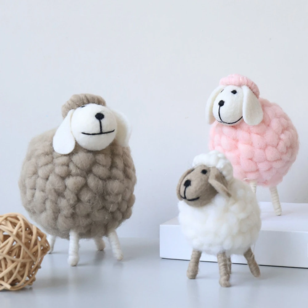 เทศกาลงานฝีมือวันเกิดผ้าขนสัตว์ Felt Sheep Party Supplies Miniatures Desktop Decor ตุ๊กตาตกแต่งบ้าน Mini ตารางเครื่องประดับ