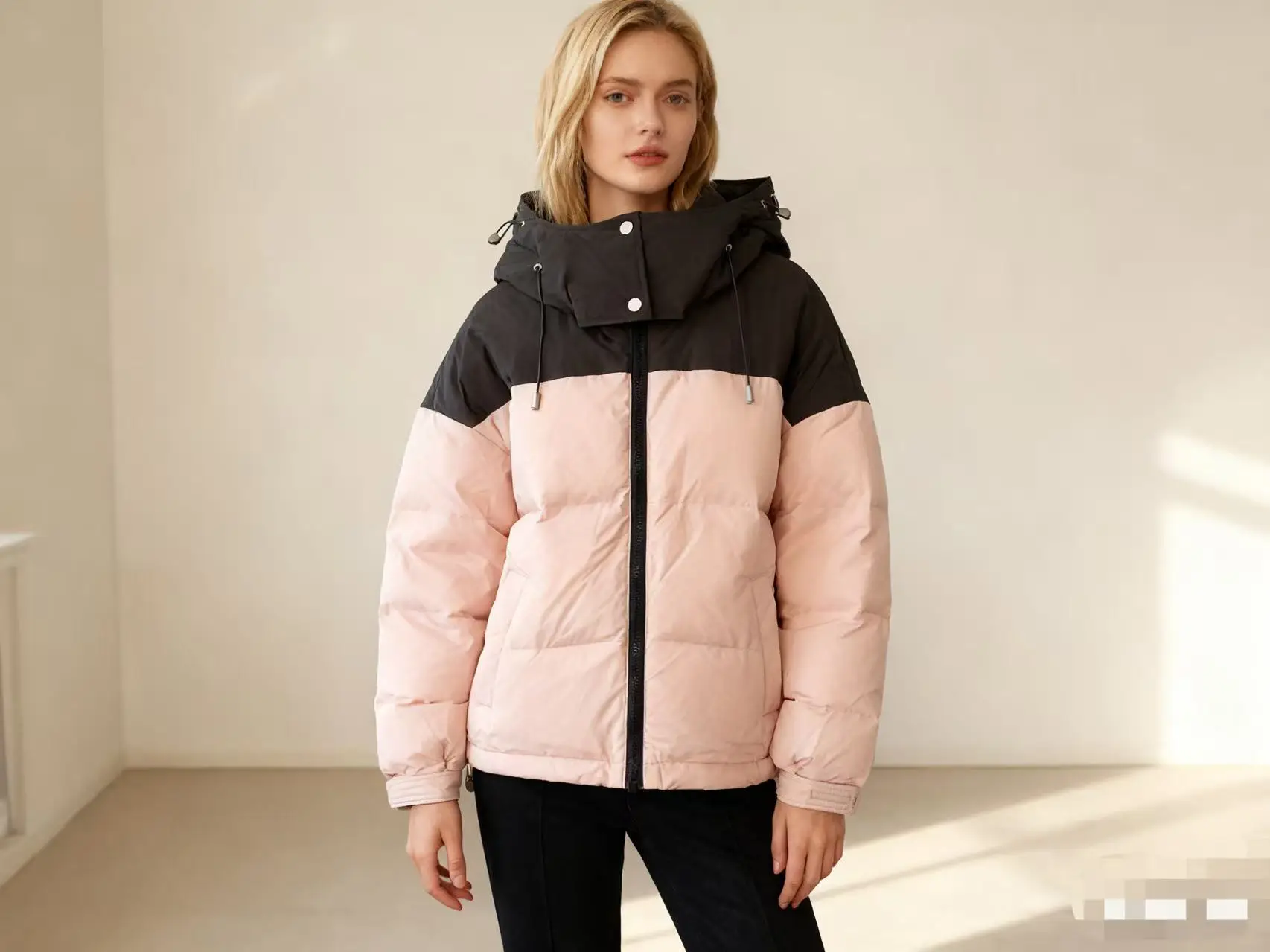 

Новинка 2025, женская зимняя куртка с капюшоном, утепленная хлопковая теплая верхняя одежда для холодной погоды