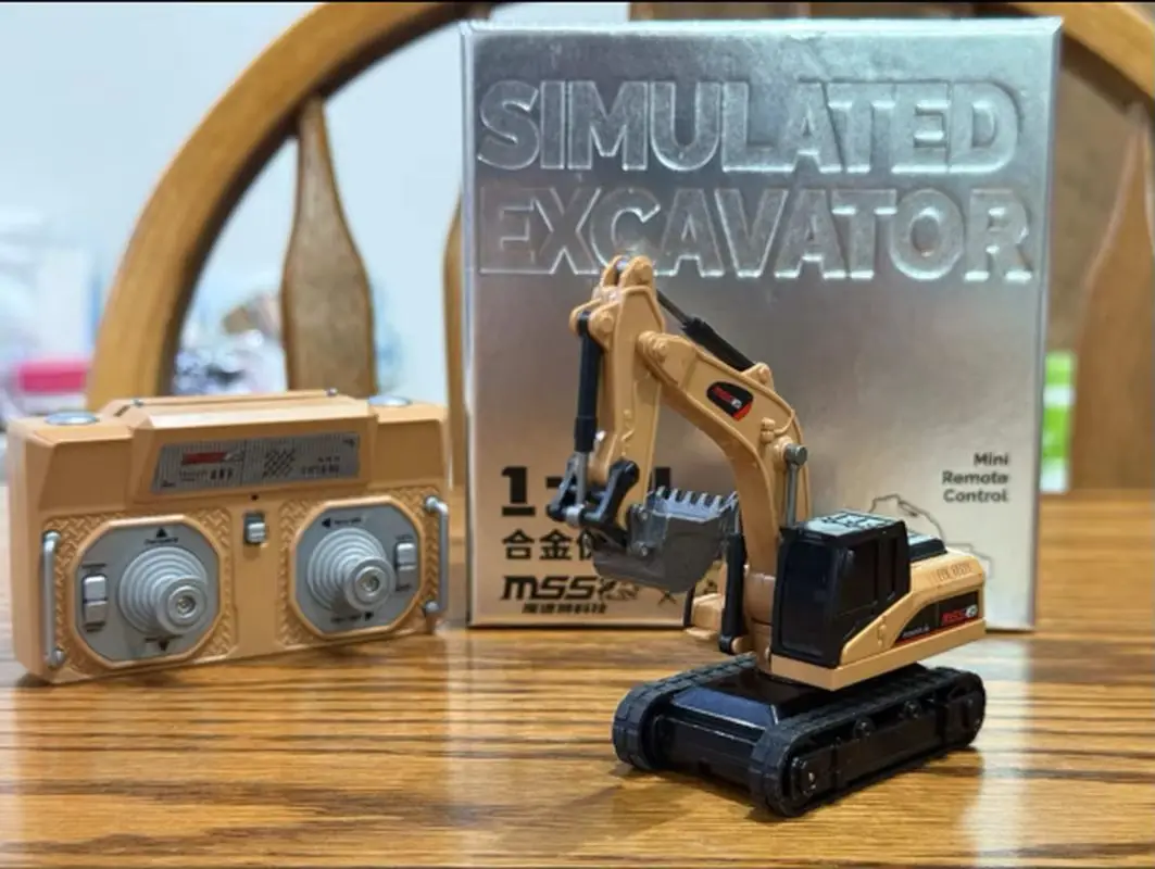 جديد 1:64 سبيكة التحكم عن بعد حفارة رافعة شوكية شاحنة نسبة كاملة التحكم تفاصيل واقعية سطح المكتب لعبة الأولاد الحلي هدية #1
