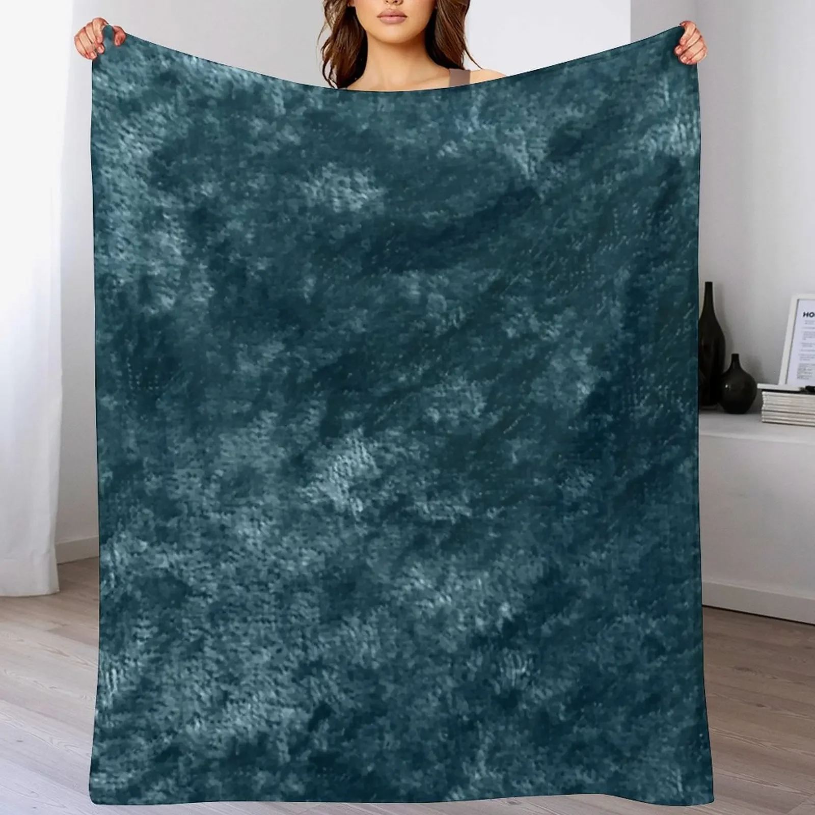 

Peacock teal velvet Throw Blanket Luxury Designer Sofas Thin Luxury Blankets