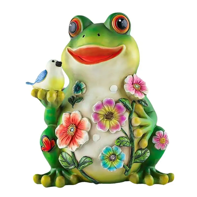 

Solar Frog Resin Garden Sculpture Frog Statues Frog Yard Decorations Outdoor Waterproof Animal Figurines Decor for Home Patio