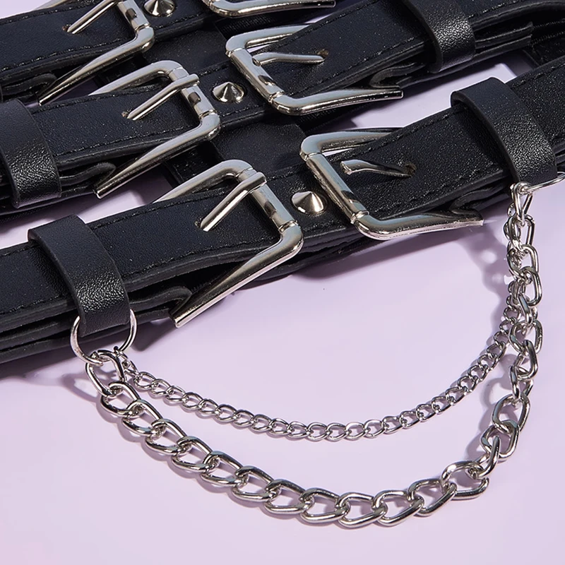 Cintura larga elastica nera con corsetto catena con nappe femminili grandi cinture di design elasticizzate per le donne Goth Y2K cintura Plus Size
