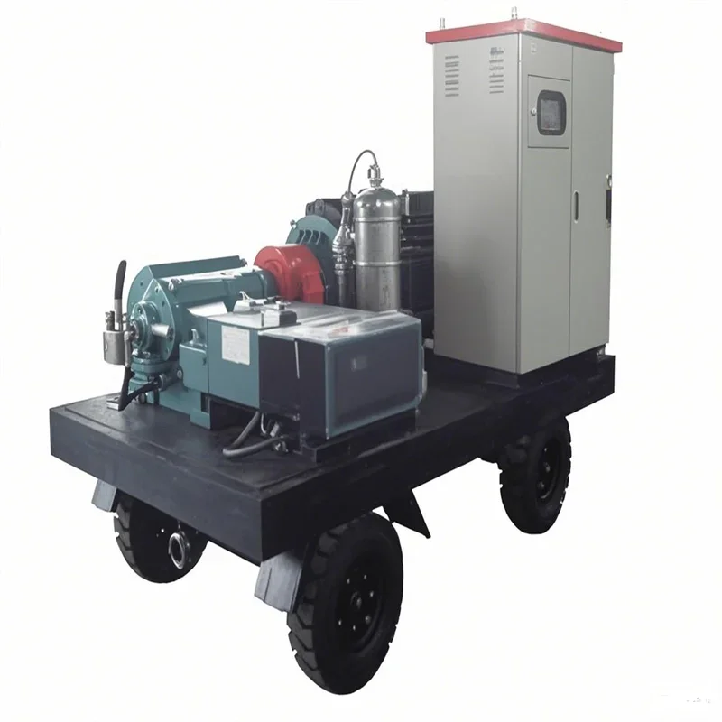 with a Flow Rate of a Reliable Heavy-duty Water Jet Ultra-high Pressure Pump Cold Water Ultra-high Pressure