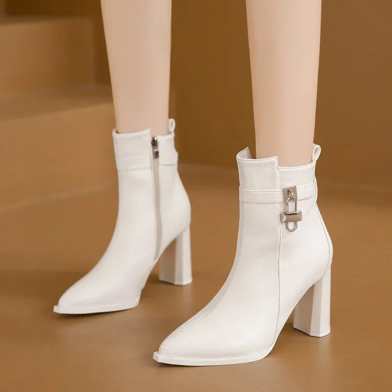 Women\' Ankle Boots Chunky High Heel Short Boots Fashion Pointed Fashion Side Zipper Platform White Boots Botas De Mujer 2024