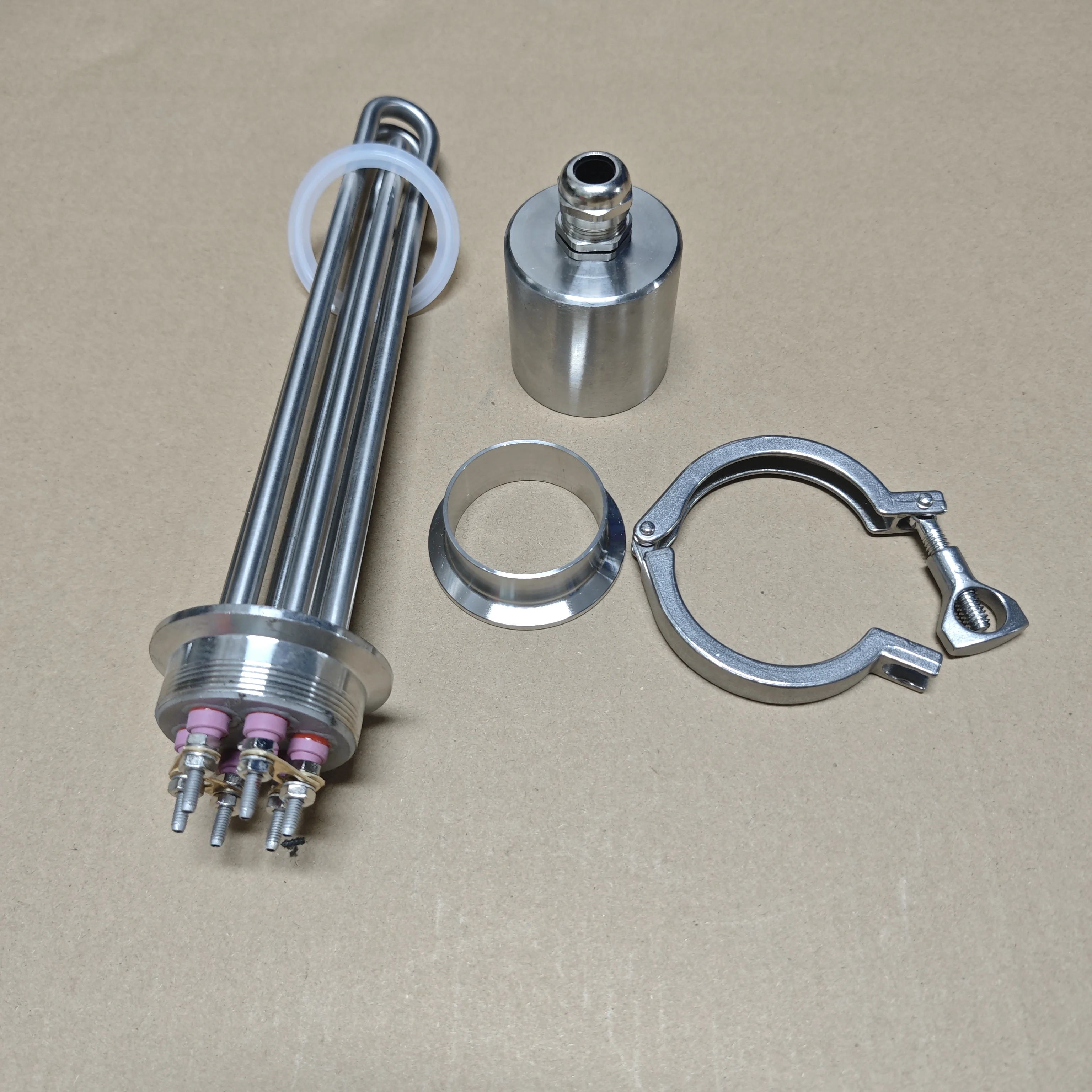 

3-фазный 2-фазный нагревательный элемент с тройным зажимом (OD64) 380 В 12 кВт электрический водонагреватель из нержавеющей стали нагревательный элемент для пивоварения