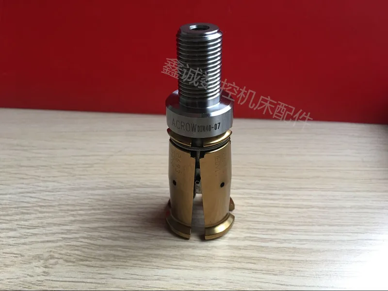 

DIN40 DIN40-45 degrees /9106H-07 DIN69872