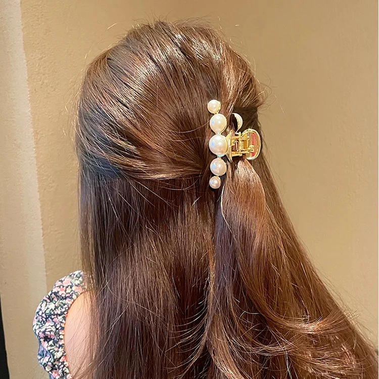 

Simple Metal Pearl Hair Claw For Back Head Updo French Retro Korean Style Elegant Women Daily Hair Clip