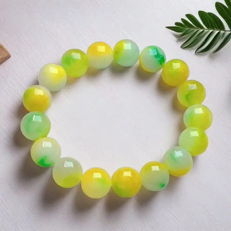 

Jade waxy ice yellow and green bracelet, the material is delicate and exquisite three-dimensional