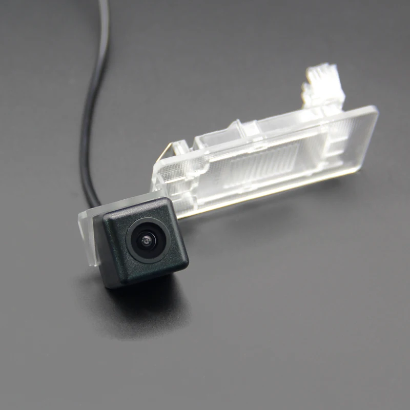 For Skoda Kodiaq Yeti Fabia Superb Octavia III 3 Rapid Spaceback Car HD Rear View Parking Camera Auto Backup Monitor