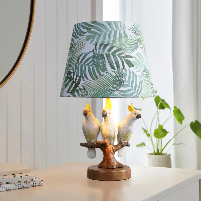 American Cartoon Parrot Floor Lamps Children's Room Warm Study Bedroom Bedsides Creative Art Bird Decoration Table Light Fixture