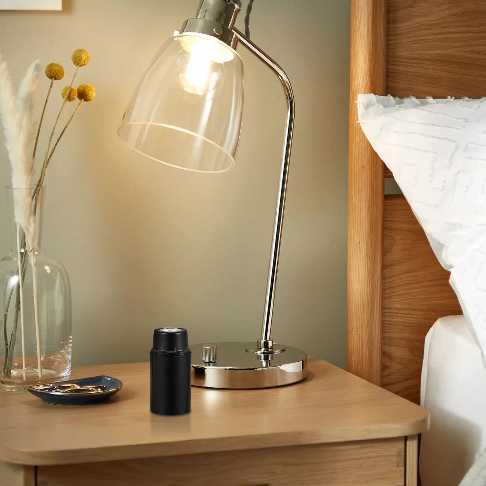 

3Pcs Black E14 Lamp Holder Bakelite Socket with Aluminum Cap High Conductivity Heat Dissipation for Ceiling Pendant Lamp